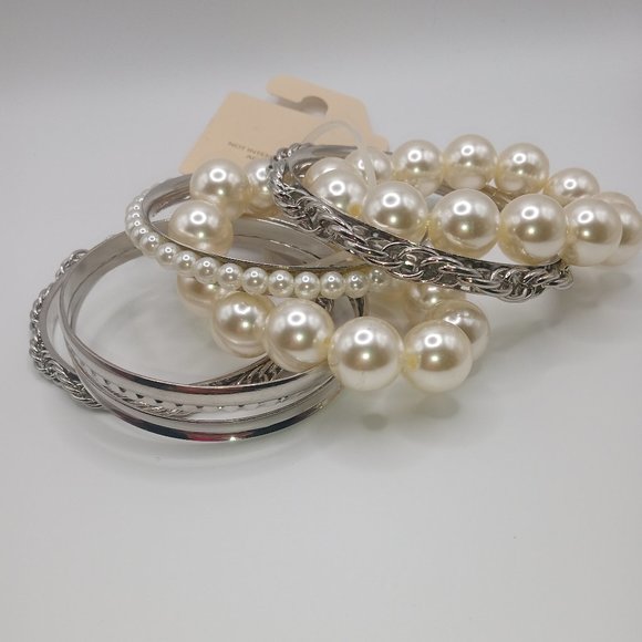 Cato Silver Tone Bangle and Faux Pearl Stretch Bracelets Set Of 8 NWT - Picture 8 of 11